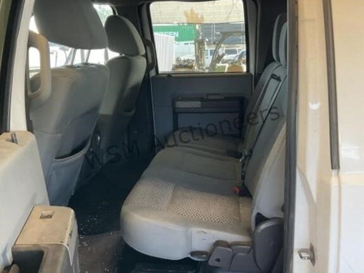 2011-ford-f350-image-24