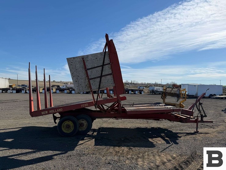 new-holland-1030-image-6