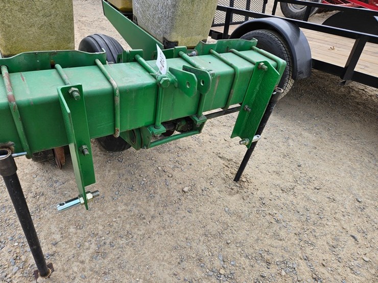 john-deere-7300-image-9