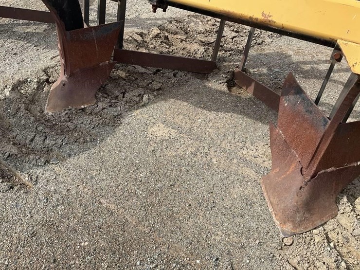 custom-3-pt-5-row-60"-lister/decapper-bar-image-11