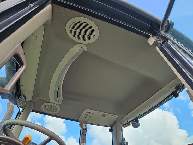 2006-john-deere-7520-image-8