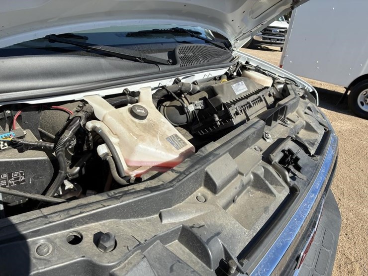 2023-gmc-3500-image-6