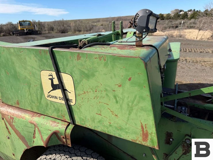 john-deere-466-image-28