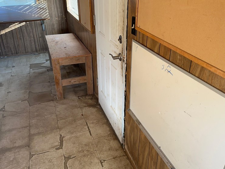 mobile-office-trailer-image-16