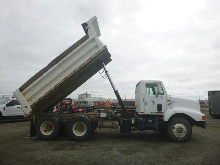 1999-international-2674-image-10