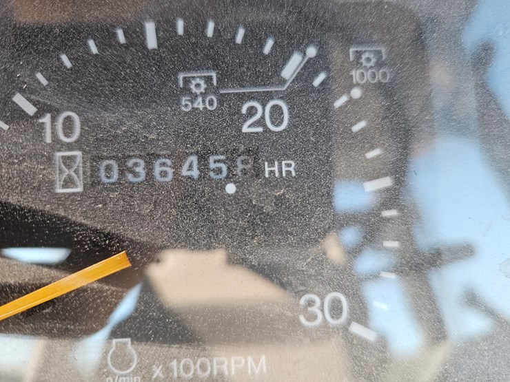 kubota-m120-image-15