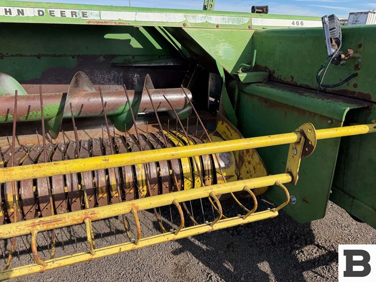 john-deere-466-image-14