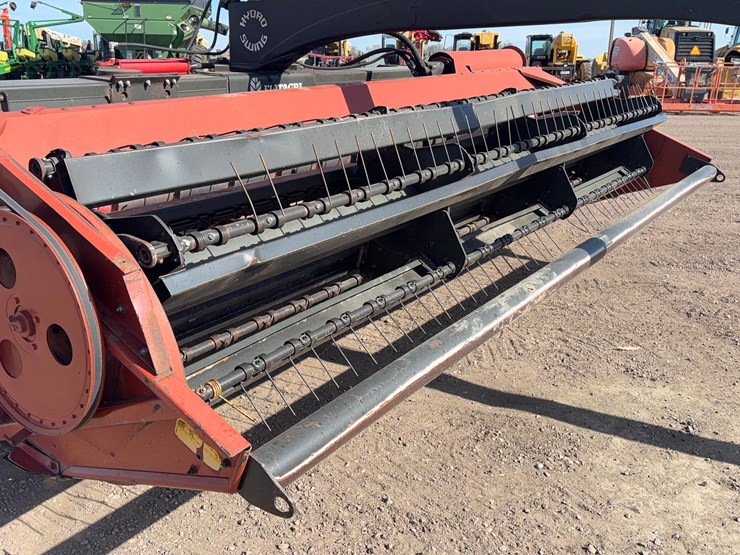 hesston-1160-image-10