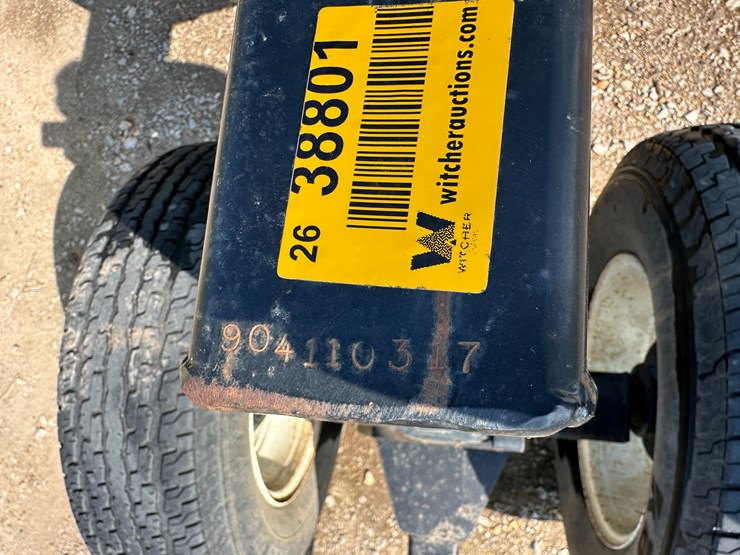 #38801-•-duo-lift-37'-header-trailer-image-8