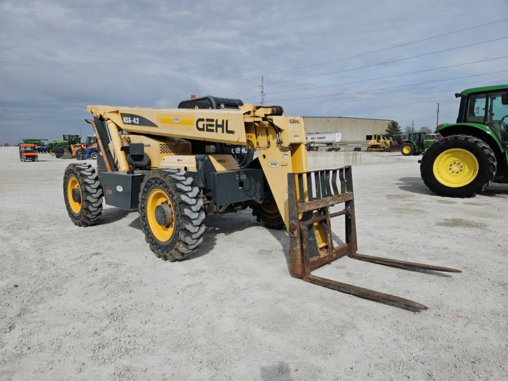 2015-gehl-rs6-42-image-19