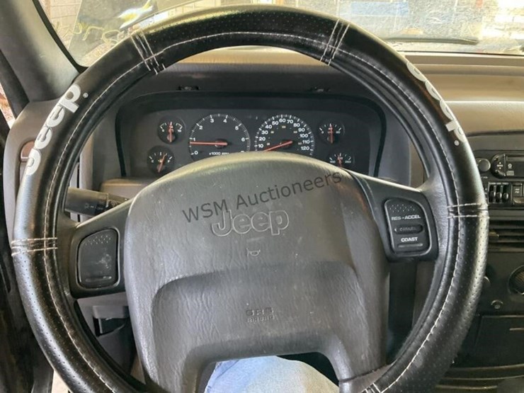 2000-jeep-grand-cherokee-laredo-image-15