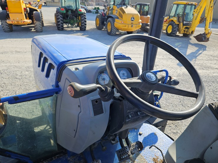 2016-new-holland-ts6.110-image-16