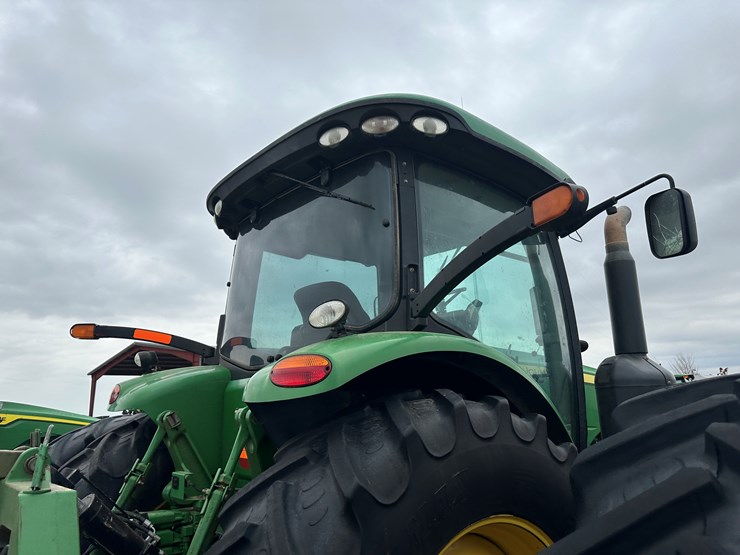2012-john-deere-8335r-image-47
