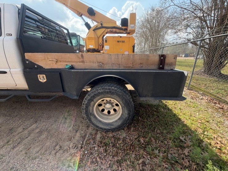 2002-dodge-ram-3500-image-13