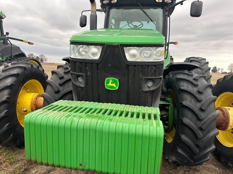 2012-john-deere-8335r-image-39