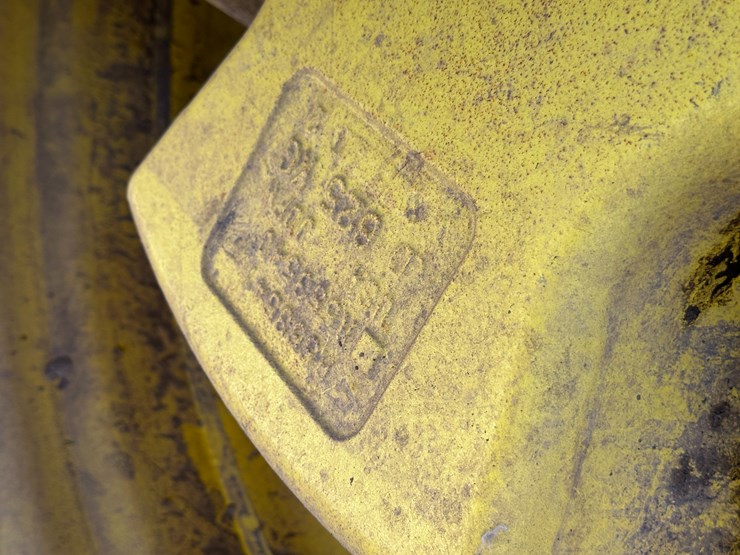 2022-john-deere-8r-280-image-12