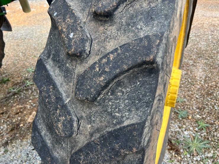 john-deere-412r-image-63