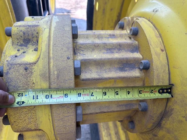 2023-john-deere-8r-250-image-14