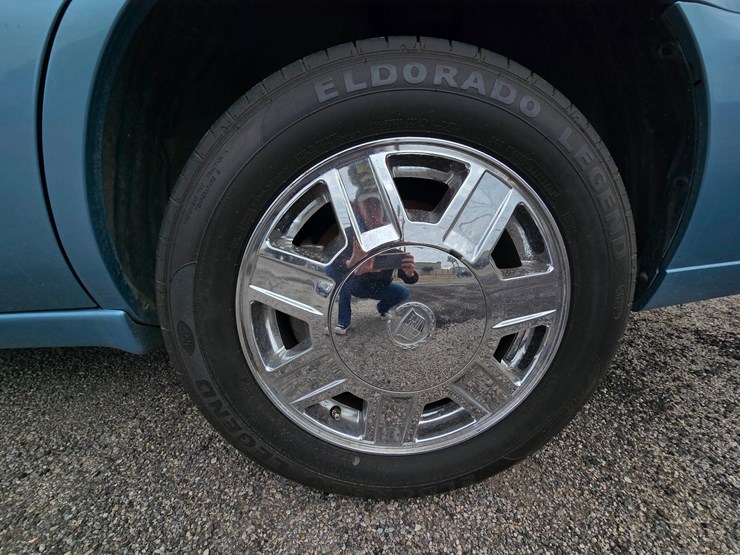 2006-cadillac-gm-superior-coach-6-door-limousine---only-21,567-miles-image-55