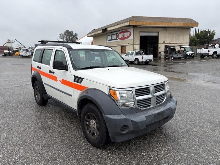 2008-dodge-nitro-image-2