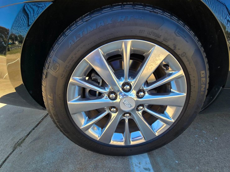 2017-cadillac-federal-70-in-limo---30,529-miles-w-premium-coachwork-by-federal-image-61