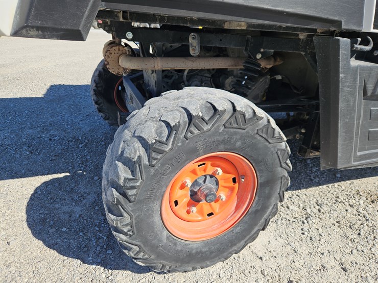 2018-bobcat-3400xl-image-6