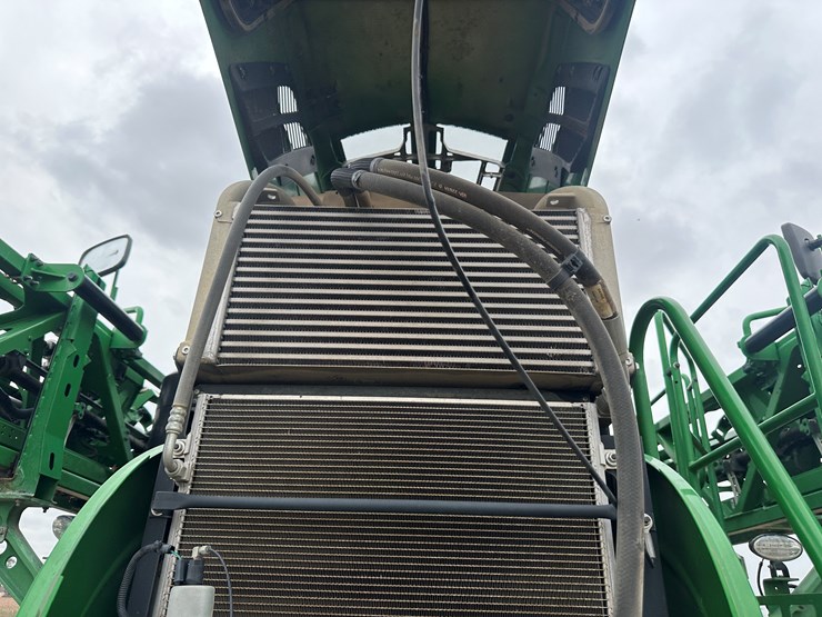 2021-john-deere-r4038-image-76