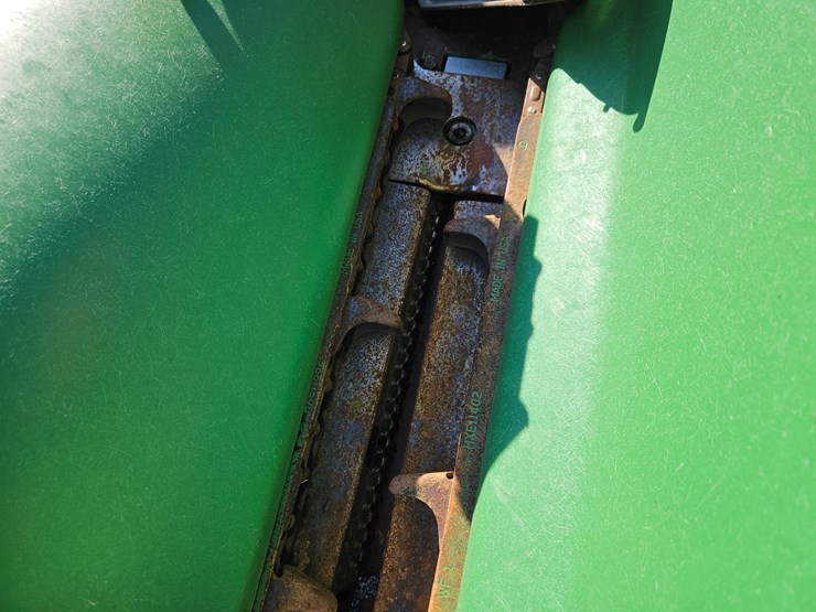 2008-john-deere-608c-image-11