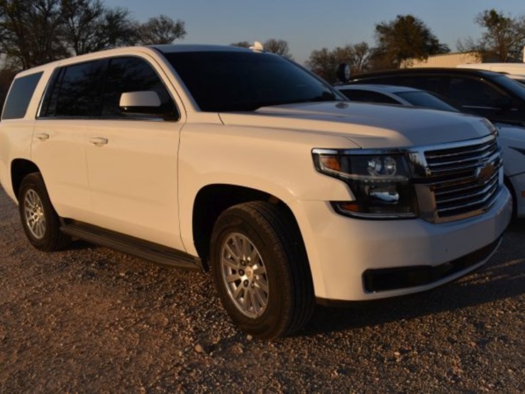 2018-chevrolet-tahoe-image-1