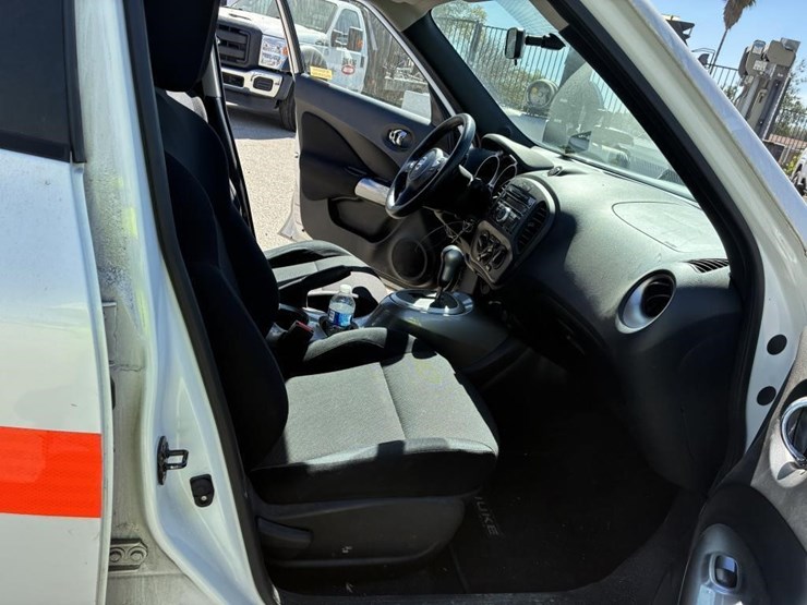 2013-nissan-juke-image-10