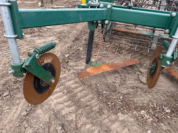 #38830-•-kmc-6-38-peanut-digger-image-42