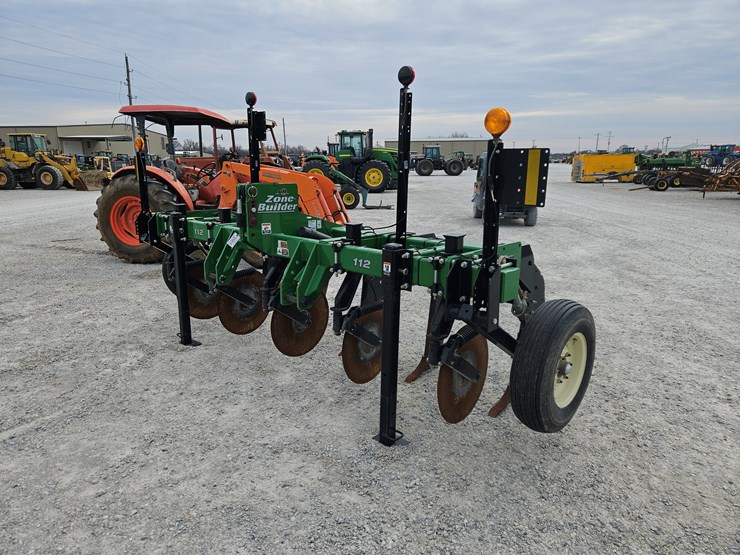 #205635-•-unverferth-112-ripper-image-9