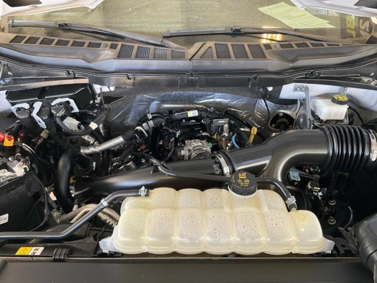 2023-ford-f150-image-11