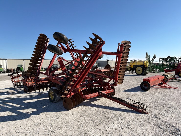 case-ih-496-image-1