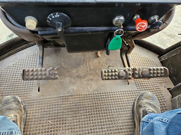 john-deere-2950-image-27