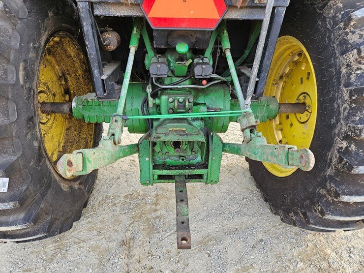 john-deere-2950-image-18