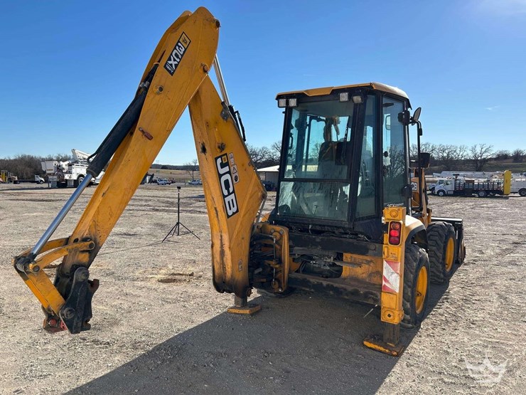 2016-jcb-3cx-image-3