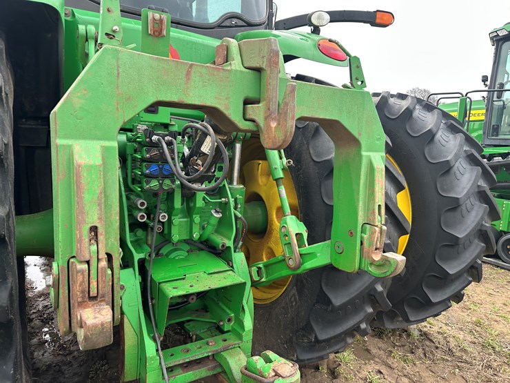 2012-john-deere-8335r-image-30