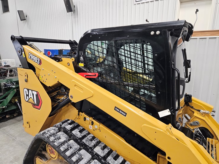 2023-caterpillar-299d3-image-13