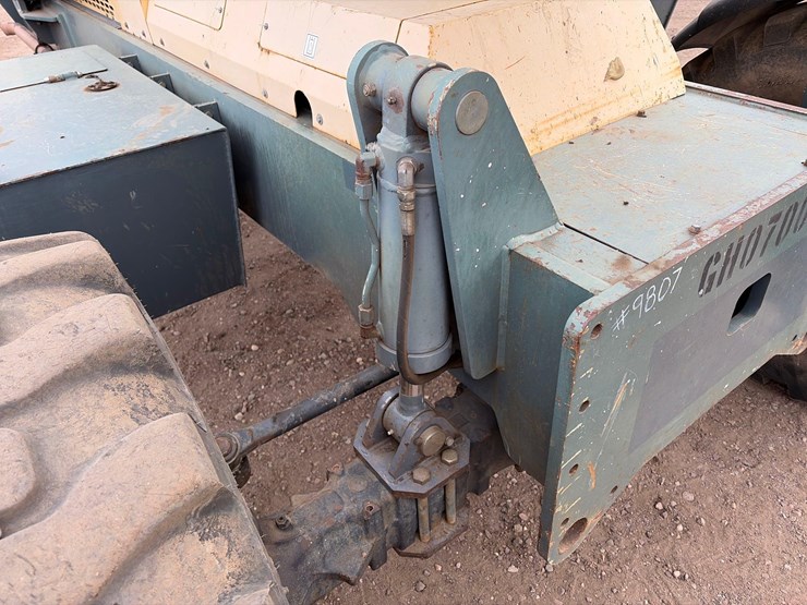 2016-gehl-rs8-42-image-30