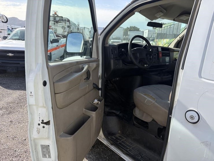 2007-chevrolet-2500-image-14