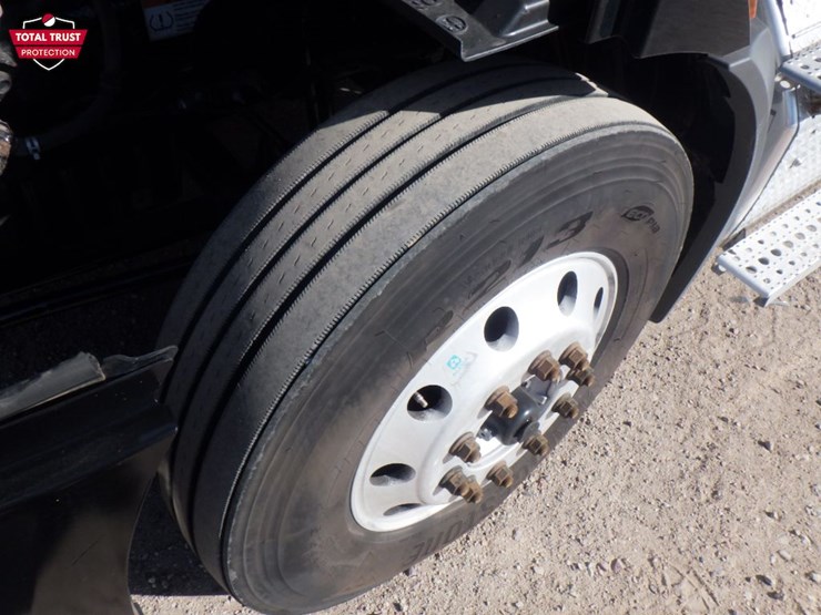 2022-freightliner-cascadia-116-image-20