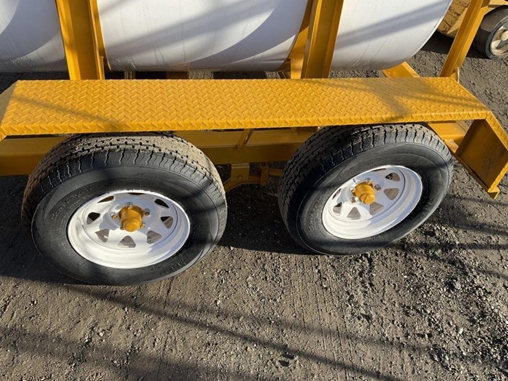 custom-550g-dual-axle-fuel-wagon-image-9