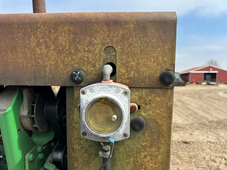 john-deere-4045d-image-11