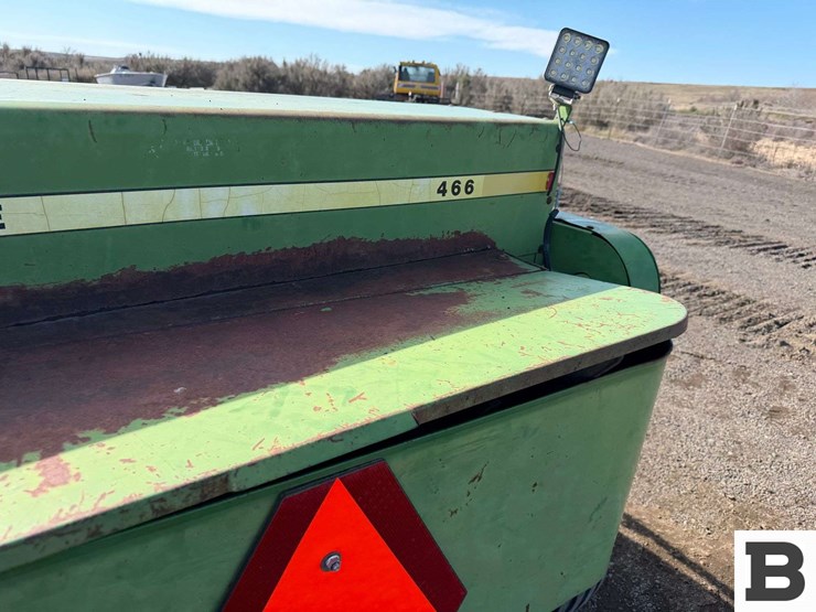 john-deere-466-image-40