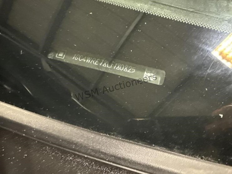 2020-chevrolet-silverado-3500hd-image-19