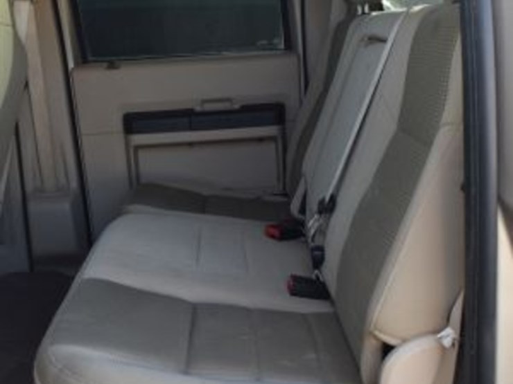 2010-ford-f250-image-12