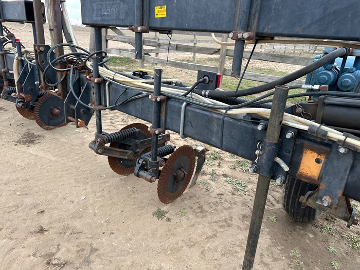 #38848-•-yetter-76"-twin-row-knife-applicator-image-28