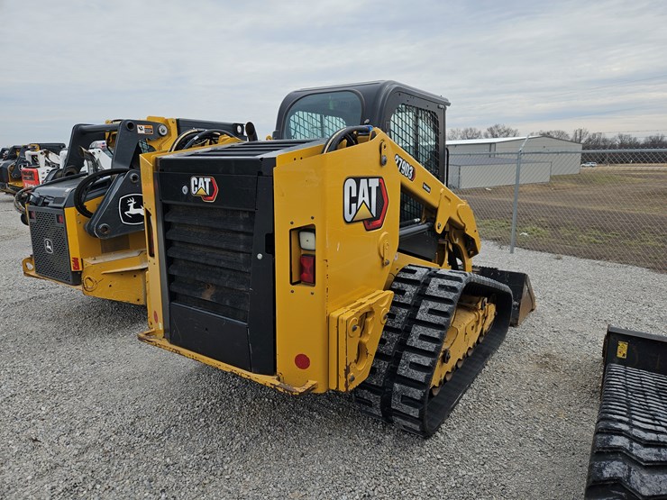 2022-caterpillar-279d3-image-17