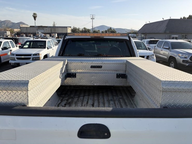 2006-ford-f250-image-27